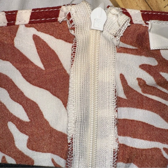 Misguided Women’s Animal Print Mini Dress Long Sleeve
Rust Size 18 - Picture 5 of 10